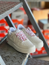 Air Force Special Edition Love Luxo