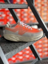 New Balance 1080 – Conforto Extremo - LARANJA