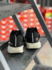 Zoom X Luxo – Leveza Extrema | Conforto Avançado - PRETO